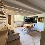 Appartement Aixois De Caractere Place Des 4 Dauphins